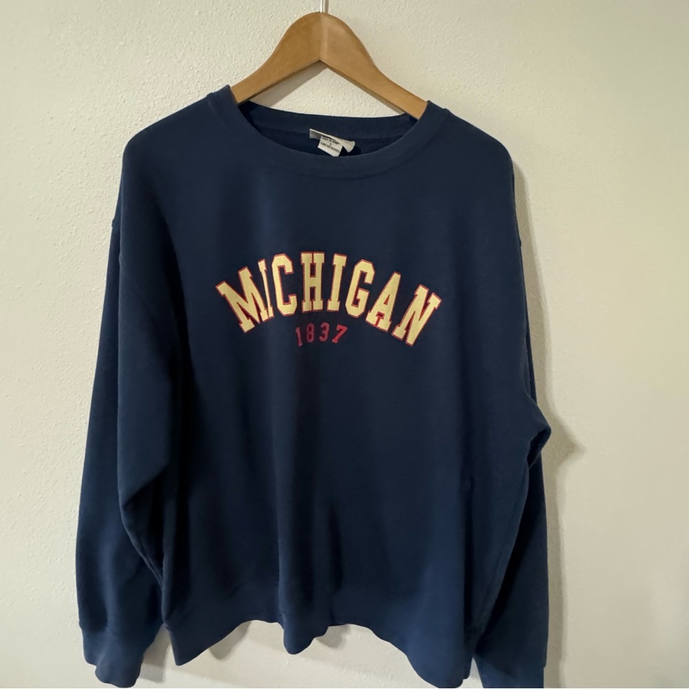 Michigan Wild Palms Crewneck Pullover Sweatshirt Blue Graphic Spellout-Large
